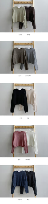 ビーズハーフクロップドラウンドニットウェア / Beads Half Cropped Round Knitwear