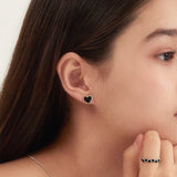 Mini black earring