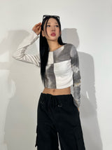 Printed patch long sleeve knit