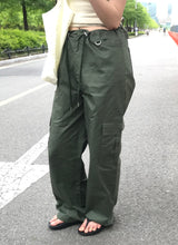 コインカーゴパンツ