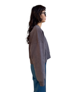 エンボスクロップドスウェット / Emboss Cropped Sweat-CHARCOAL