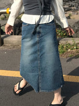 Popo back slit skirt 