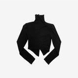 Seri's zip-turtleneck knitwear