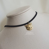 メルビーザキャットシリーズ - キャットフェイスチョーカー / Melbie the Cat Series - Cat Face Choker (Gold ver.) (Kep1er Youngeun Necklace)