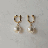 Horse Shoe and Pearl Piercing (Medium) - Gold Color
