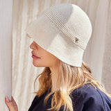 VZ stud logo summer knit bonnet hat Cream