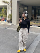 トイツータックジップアップ