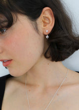 Heart pearl earrings / silver 