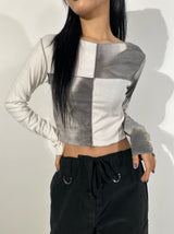 Printed patch long sleeve knit