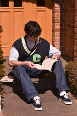 ライトグリーンCパッチvネックニットベストユニセックス / Light Green C Patch V-neck Navy Knitwear Vest