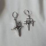  [Aespa Karina, IVE Gaeul Piercing] Sparkle Sparkle Huggies Piercing