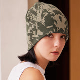 VA Spread Square Jacquard Beanie / Beige