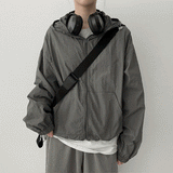 ハイニングハイネックストリングフードウィンドブレーカー / Hining High Neck String Hood Windbreaker