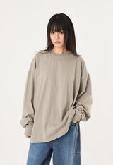 Basic crew-neck over long sleeve