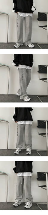 ロールキーホルダーレタリングパンツ