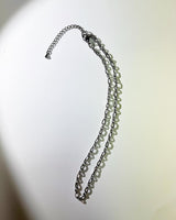 Simple thin two shape chain