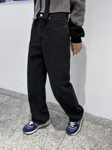 Leon straight black jean 