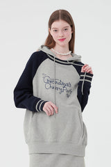 レタリンググラフィックチェリーフーディー／LATTERING GRAPHIC CHERRY HOODIE [MELANGE GRAY]