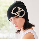 VA Square Jacquard Beanie / Black