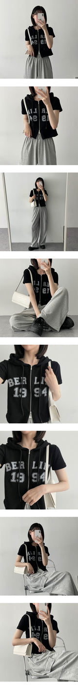 ジープツーウェイショートスリーブクロップドフードジップアップ / Jeep Two-Way Short-Sleeved Cropped Hooded Zip-Up
