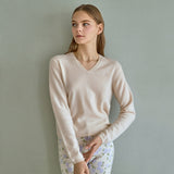 100%cashmere v neck basic top_buttermilk (6653672456310)