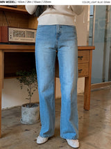 Light Washed Bootcut Denim Pants