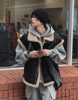 ハイネックバックルムートンベスト