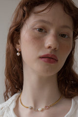 ピンククリスタルアンドパールドロップピアス/Pink crystal and pearl drop earring