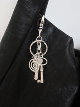 VINTAGE KEY KEYRING