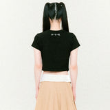 シンボルスカーフクロップド半袖Tシャツ