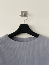 プリーツTシャツ