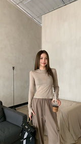 ブロンドロングスリーブフーディー
