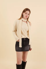 Off Shoulder Muffler Knit Set Cream