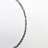 Simple thin two shape chain