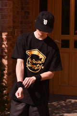 インフィニティーカレッジライフクルーネックブラックユニセックスTシャツ / Infinite college life crew neck black Unisex T-shirt