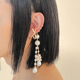 0035 Pearl dropped earcuff