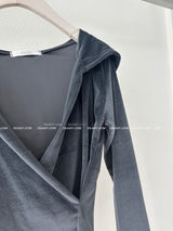 メイベルベットフーデッドラップ Tシャツ