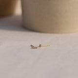 14Kゴールドキュービックバーミニピアス/14K gold cubic bar mini earring (14k gold clutch)