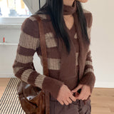 [Muffler set] Prina V-neck angora color combination striped crop long sleeve knit