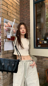 ナグランクロップドロングスリーブTシャツ/ Nagrang cropped long sleeve tee
