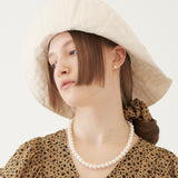 MEDIUM SIZE PEARL EARRING (WHITE) (6579668353142)