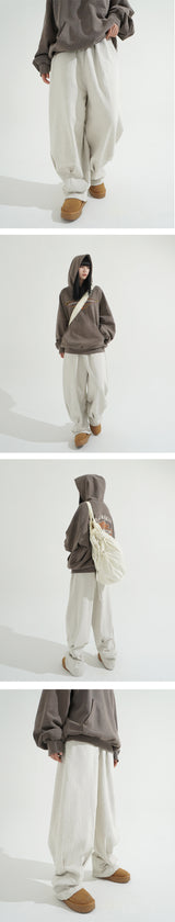 Hem Pintuck Balloon Sweatpants