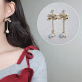 ゼアキティイヤリング/There's a Kitty Earring (Weeekly Sujin, Weki Mei Sei Earring)