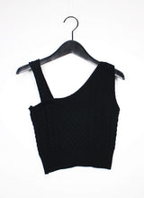 アンバランスドニットスリーブレス / Unbalanced Knit Sleeveless (2color)