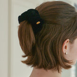 Sabrin Scrunchie