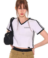 VラインスポーティーTシャツ