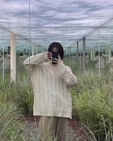 Stick cable V knit