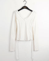 Ano バックスリットストラップカットVネックTシャツ