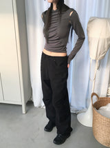 Shaz shirring shoulder slit hooded t-shirt