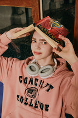 クラシックビッグロゴパーカ・インディピンク［ユニセックス］ / Classic Big Logo Unisex Indi Pink Hoodie